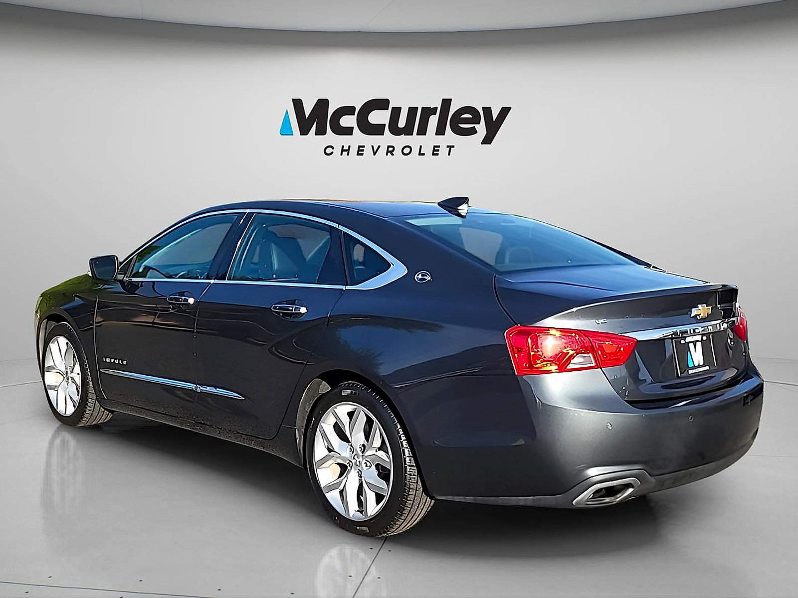 Used 2019 Chevrolet Impala Premier FWD image 5