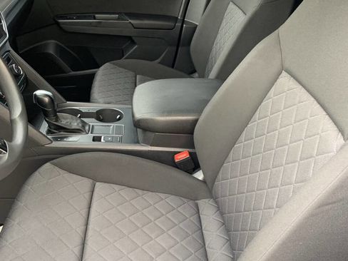 Used 2018 Volkswagen Atlas Launch Edition FWD image 15