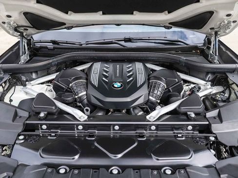 Certified 2023 BMW X6 M50i w/ Executive Package image 31