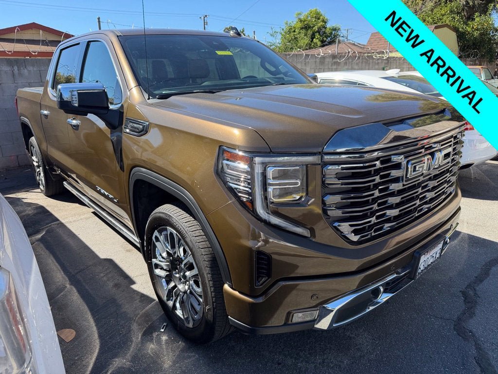 Used 2024 GMC Sierra 1500 Denali Ultimate AWD/4WD image 2