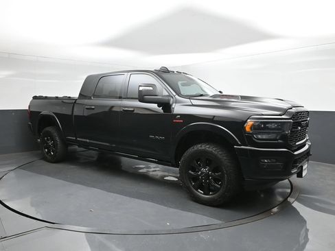 Used 2024 RAM 2500 Limited AWD/4WD image 26