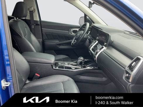 Used 2021 Kia Sorento SX AWD/4WD image 11