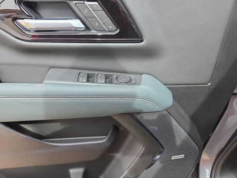 New 2026 GMC Yukon XL AT4 w/ AT4 Premium Plus Package image 11