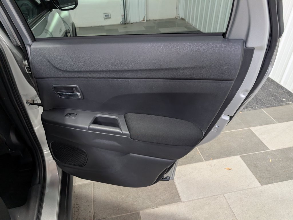 Used 2026 Mitsubishi Outlander Sport ES AWD/4WD image 23