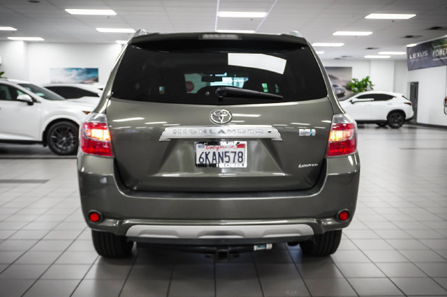 Used 2010 Toyota Highlander Limited AWD/4WD image 7