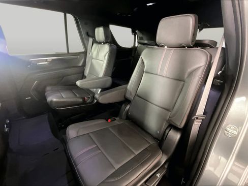 Used 2025 Chevrolet Tahoe RST w/ Comfort Package AWD/4WD image 19