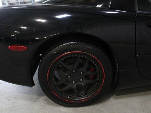 Used 2000 Chevrolet Corvette Coupe w/ Memory Pkg RWD image 22