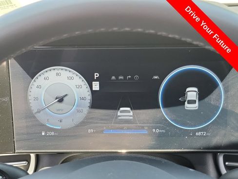 Used 2025 Hyundai Elantra SEL FWD image 7