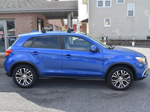 Used 2017 Mitsubishi Outlander Sport ES FWD image 2