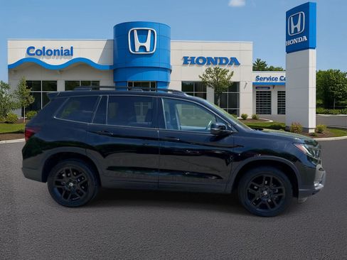 Used 2024 Honda Passport Black Edition image 8
