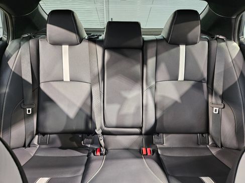 Used 2025 Toyota Camry SE w/ Convenience Package FWD image 13