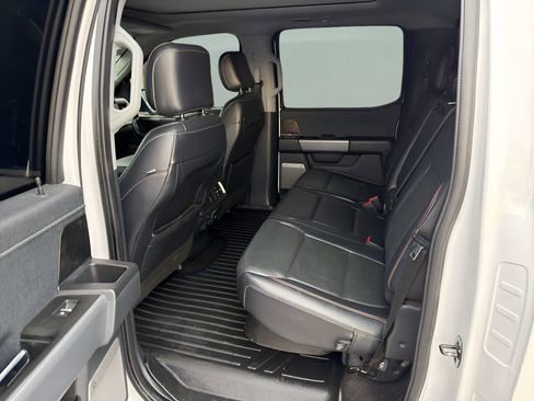 Used 2021 Ford F150 Lariat w/ Equipment Group 502A High image 17