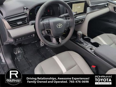 Used 2026 Toyota Camry SE image 11