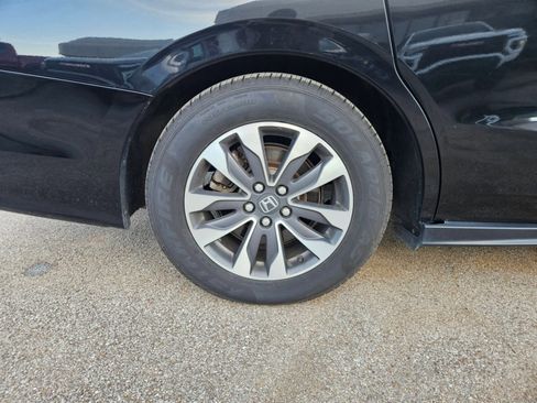 Used 2024 Honda Odyssey EX-L image 30