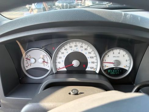 Used 2006 Dodge Dakota SLT RWD image 2