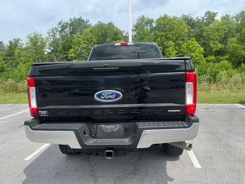 Used 2018 Ford F250 XL w/ STX Appearance Package AWD/4WD image 11