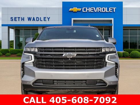 Used 2024 Chevrolet Suburban RST w/ Sport Performance Package AWD/4WD image 2
