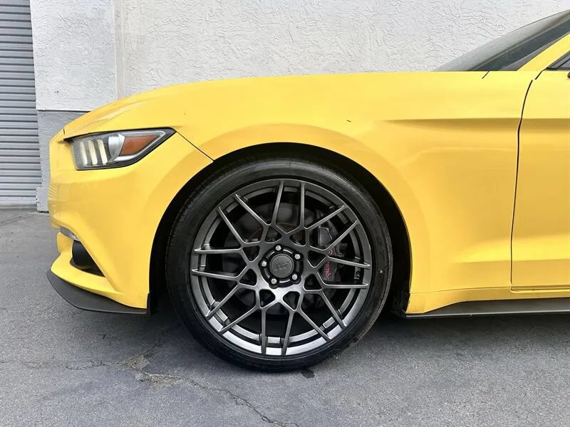 Used 2015 Ford Mustang GT RWD image 8