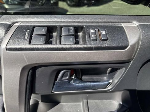 Used 2022 Toyota 4Runner Limited image 8