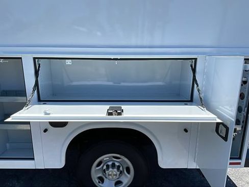 New 2026 Chevrolet Express 3500 w/ Power Convenience Package RWD image 12