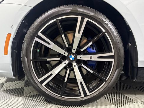 Used 2026 BMW 530i w/ M Sport Package RWD image 8