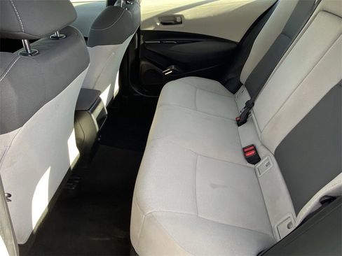 Certified 2022 Toyota Corolla LE image 19