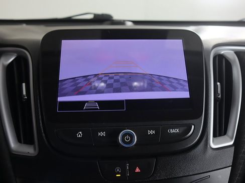 Used 2024 Chevrolet Malibu LT image 40