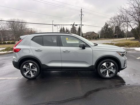 New 2026 Volvo XC40 B5 Plus w/ Protection Package Premier image 8
