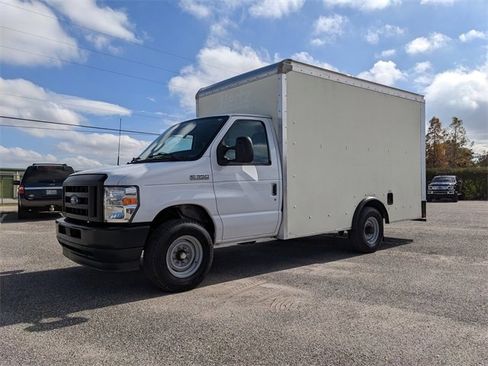 Certified 2023 Ford E-350 and Econoline 350 Super Duty w/ Driver's Safety Package image 8