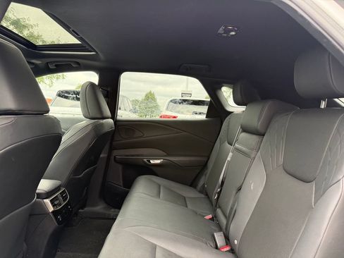 Used 2023 Lexus RX 350 Premium w/ Accessory Package AWD/4WD image 16