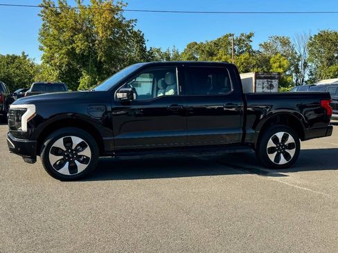 Used 2023 Ford F150 Lightning Platinum AWD/4WD image 6