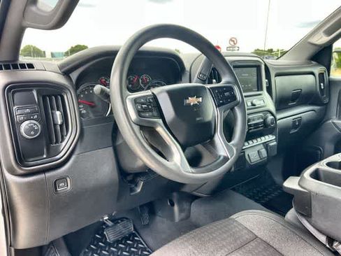 Used 2022 Chevrolet Silverado 1500 Custom w/ LPO, Dark Essentials Package RWD image 15
