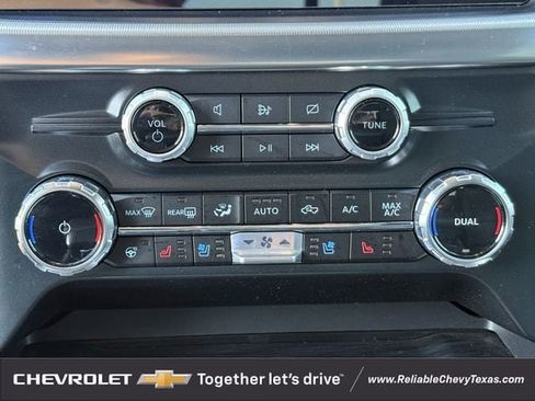 Used 2024 Ford F150 Lariat w/ Bed Utility Package AWD/4WD image 19
