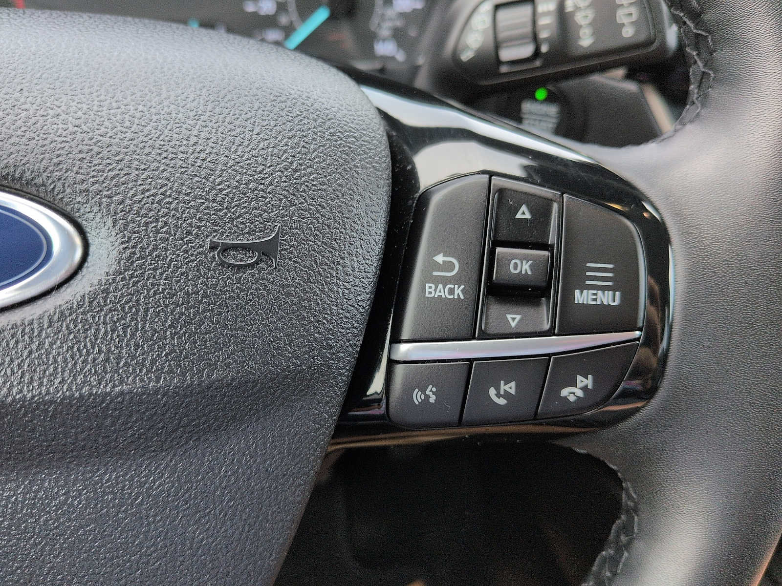 Used 2022 Ford Escape SEL AWD/4WD image 17