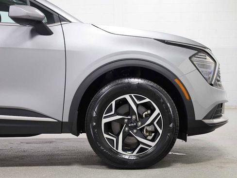 Used 2024 Kia Sportage LX AWD/4WD image 11
