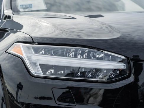 Certified 2024 Volvo XC90 T8 Ultimate w/ Protection Package image 13