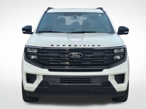 New 2026 Ford Expedition Max Platinum w/ Stealth Performance Package image 4