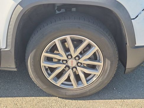 Used 2017 GMC Acadia SLE AWD/4WD image 26