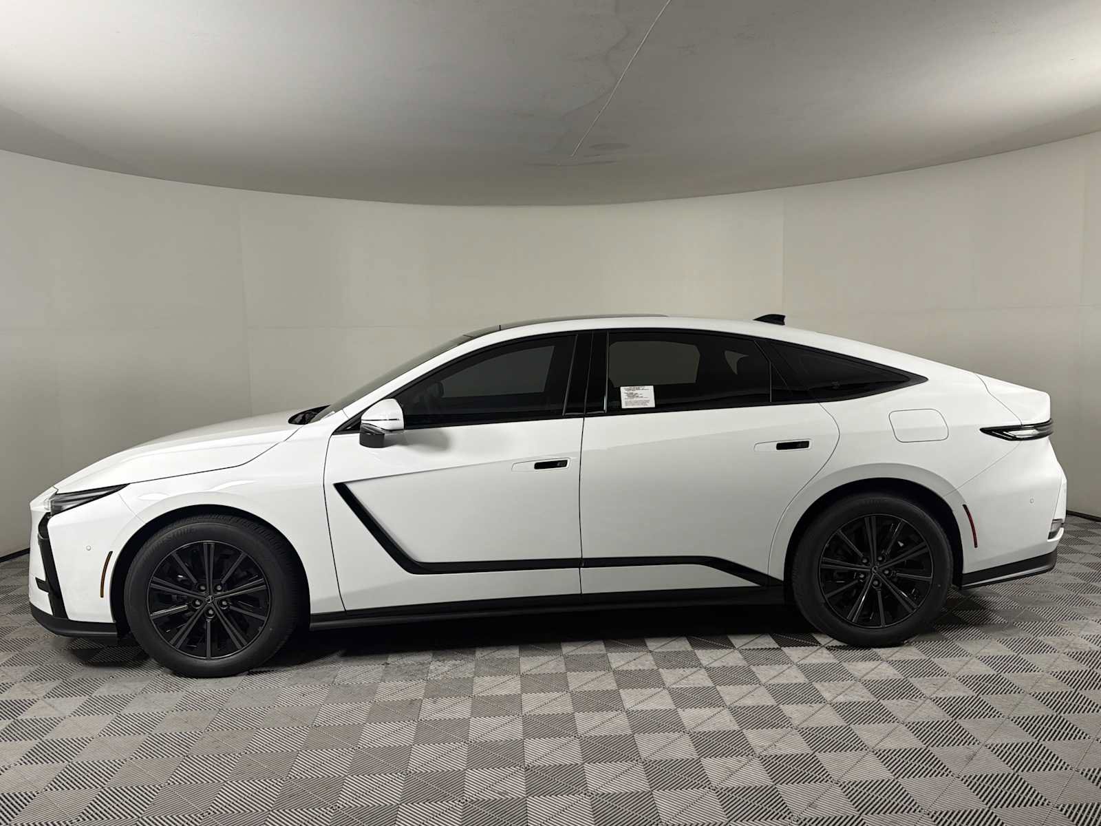 New 2026 Lexus ES 350h w/ Accessory Package (Z2) FWD image 2