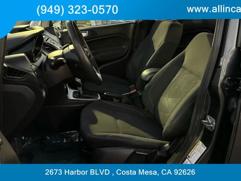 Used 2016 Ford Fiesta SE w/ Cold Weather Package image 7