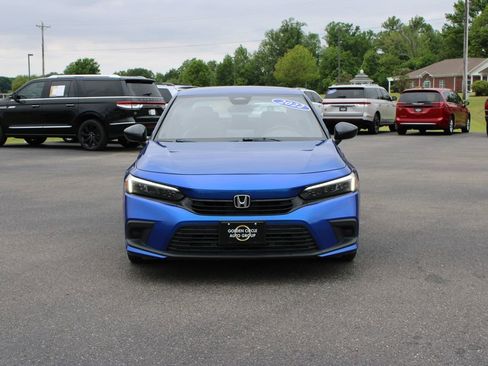 Used 2022 Honda Civic Sport image 3