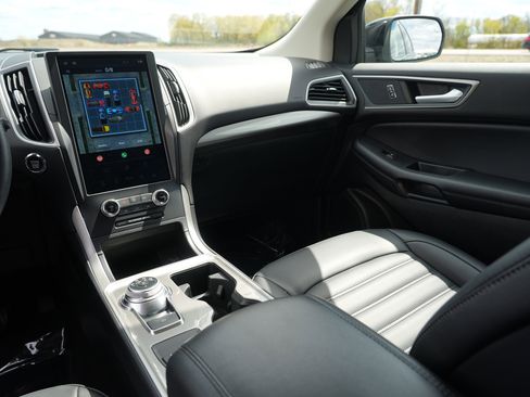 Used 2024 Ford Edge SEL w/ Convenience Package AWD/4WD image 23