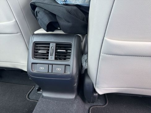 Used 2022 Honda Accord Touring image 21