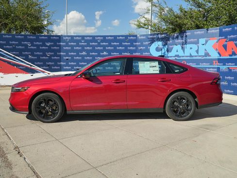 New 2025 Honda Accord SE image 10