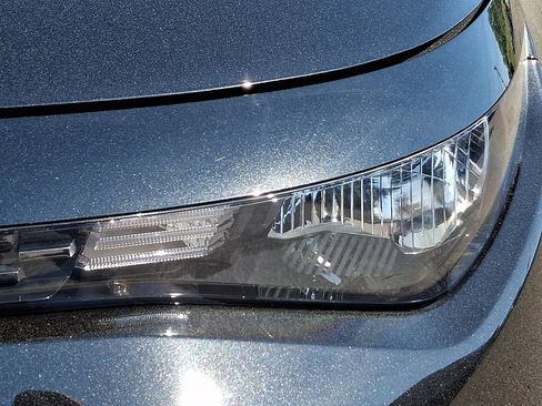 Used 2025 Kia Soul LX FWD image 9