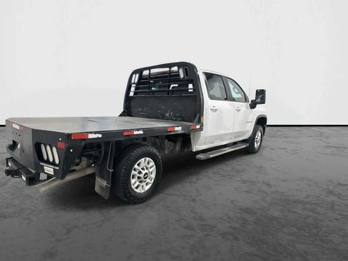 Used 2024 Chevrolet Silverado 2500 LT w/ Snow Plow Prep/Camper Package AWD/4WD image 4