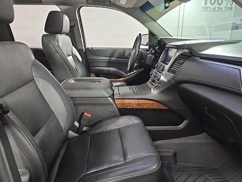 Used 2019 Chevrolet Tahoe Premier AWD/4WD image 39