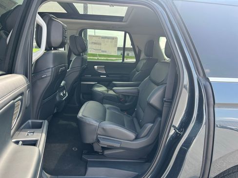 New 2026 Ford Expedition Max Platinum AWD/4WD image 25
