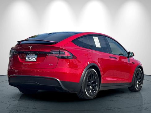 Used 2022 Tesla Model X Plaid AWD/4WD image 4