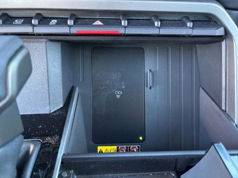 Certified 2025 Toyota Sequoia Limited image 19